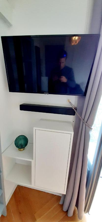 Studio 3 Etoiles Le 102, Aix Les Bains Centre Thermes Palace Le Beau Site Екс ле Бен Екстериор снимка